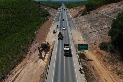 Tăng tốc giải phóng mặt bằng mở rộng cao tốc Cam Lộ-La Sơn qua thành phố Huế