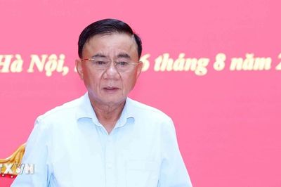 Xây dựng phần mềm quản lý và bộ chỉ số đánh giá cán bộ thực chất, hiệu quả