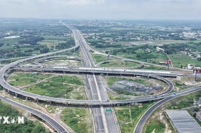 Nhanh chóng hoàn thiện dự án kết nối vùng, sân bay Long Thành