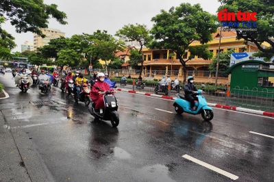 TP Hồ Chí Minh và Nam Bộ đề phòng mưa dông, lốc và gió giật mạnh vào chiều tối