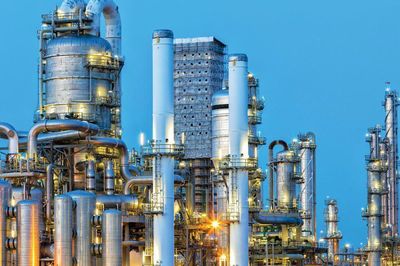 Nhóm cổ đông lớn Hóa chất Đức Giang đề cử 2 nhân sự 8X vào HĐQT
