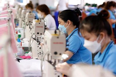 Doanh nghiệp tăng nhưng lao động đăng ký giảm: Khi tăng trưởng kinh tế bước sang giai đoạn mới