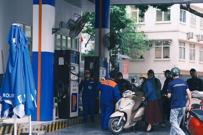 Giá xăng, dầu đồng loạt giảm