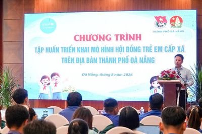 Tập huấn nghiệp vụ công tác Đội cho các xã, phường