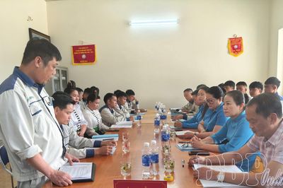 Dân chủ ở cơ sở bằng hành động thực chất