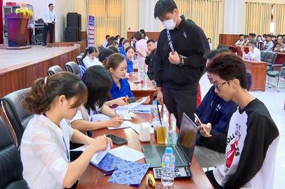 Trường Cao đẳng Kỹ thuật Công nghệ Quy Nhơn tiếp nhận 1.660 học sinh, sinh viên khóa 20