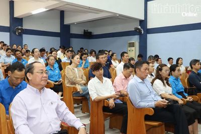 Nâng cao kiến thức, kỹ năng nghiệp vụ cho hơn 300 cán bộ công đoàn