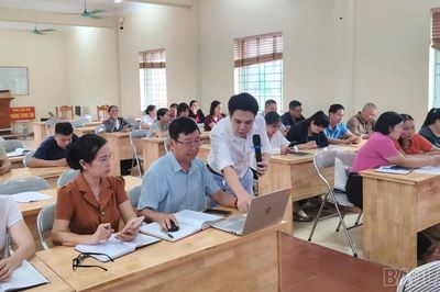 Phường Trung Tâm: Gần 150 cán bộ cơ sở được tuyên truyền, hướng dẫn dịch vụ công trực tuyến