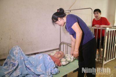 Nơi yêu thương bắt đầu từ những bàn tay lặng lẽ