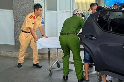 Nhờ CSGT mở đường, người đàn ông đột quỵ kịp thời qua cơn nguy kịch