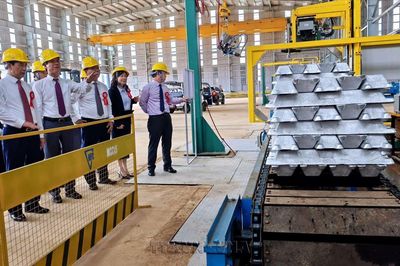 Nhôm thỏi chưa phải là đích đến - Bài 1
