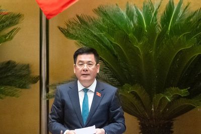 Tăng cường liên kết vùng và kết nối các cực phát triển