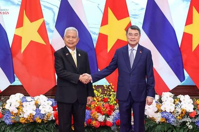Thủ tướng Lê Minh Hưng hội kiến Chủ tịch Quốc hội Thái Lan