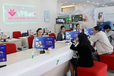 Top 10 ngân hàng cho vay lớn nhất: VPBank dẫn đầu về tốc độ tăng tín dụng