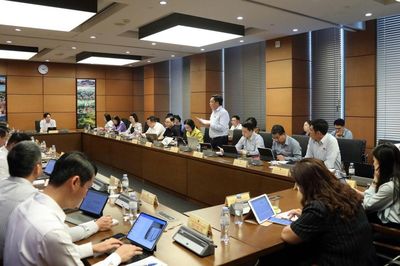 Hoàn thiện thể chế ngân hàng, tạo động lực phát triển kinh tế và an toàn hệ thống