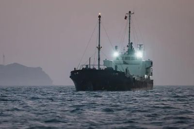 Iran và Oman thống nhất tọa độ tuyến đường hàng hải mới qua eo biển Hormuz