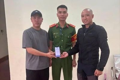Trả lại 5 tỷ đồng cho người chuyển nhầm