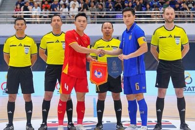 Đội tuyển futsal Việt Nam chia điểm với Thái Lan