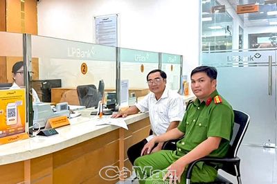 Công an xã Vĩnh Mỹ hỗ trợ công dân nhận hoàn trả gần 750 triệu đồng chuyển khoản nhầm