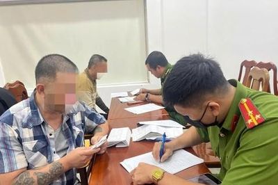 Công an TPHCM tích cực hỗ trợ công dân bị trục xuất hòa nhập cộng đồng