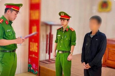 Khởi tố người đàn ông say rượu đi bộ trên quốc lộ gây tai nạn chết người