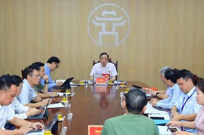 Ủy viên Thường trực HĐND thành phố Hà Nội tiếp công dân định kỳ