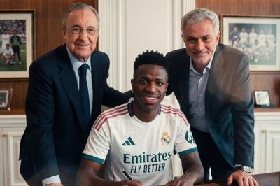 Arsenal tan mộng sở hữu Vinicius
