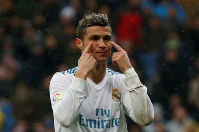 Ronaldo rơi khỏi top 4 thương vụ đắt nhất Real Madrid