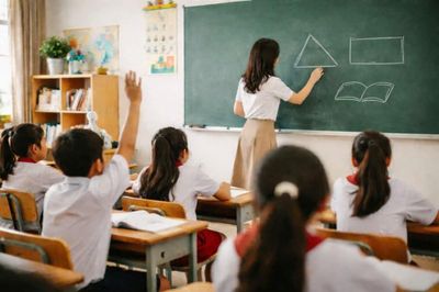 Bị ép học thêm hay tự nguyện? Phụ huynh nhận biết qua những dấu hiệu này