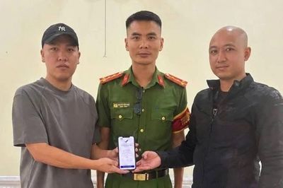 Quảng Trị: Một người dân chuyển lại 5 tỷ đồng cho người chuyển khoản nhầm