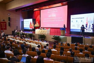 Nghị quyết số 23-NQ/TW: Đánh dấu bước phát triển mới trong tư duy về công tác người Việt Nam ở nước ngoài
