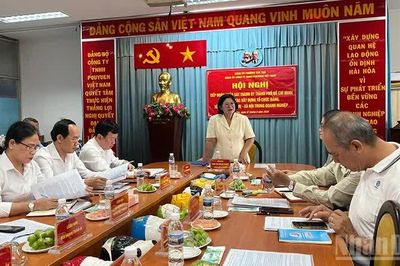 Thành ủy Thành phố Hồ Chí Minh khảo sát công tác xây dựng tổ chức Đảng tại Công ty Pouyuen Việt Nam
