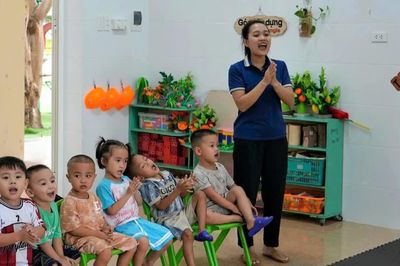 Ước tính có khoảng 1.100 cán bộ quản lý ở Nghệ An trở lại công tác giảng dạy
