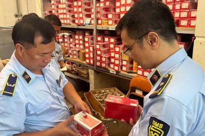 Kiểm tra hoạt động mua bán trên website, phát hiện hơn 53.000 phụ tùng ô tô có dấu hiệu vi phạm