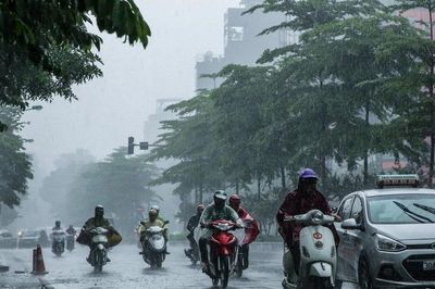 Dự báo thời tiết ngày 7/8: Bắc Bộ mưa to, Nam Bộ mưa dông về chiều tối