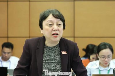 Lương bác sĩ, giáo viên trẻ: Tăng từ bậc 1 lên bậc 2 không tạo nhiều khác biệt về thu nhập