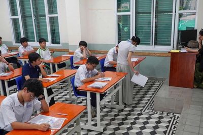 Yêu cầu hoàn thiện sắp xếp trường học tại TPHCM trước năm học mới