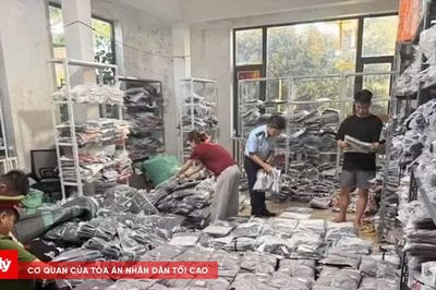 Khởi tố 2 vụ án bán quần áo giả mạo nhãn hiệu nổi tiếng ở Ninh Hiệp