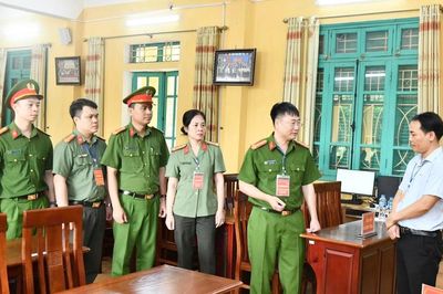 Công an bố trí thế nào tại kỳ thi lại của 328 thí sinh chuyên Tuyên Quang?