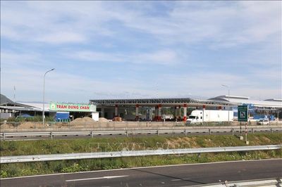 Hoàn thiện hạ tầng sạc điện tại các trạm dừng nghỉ đường bộ