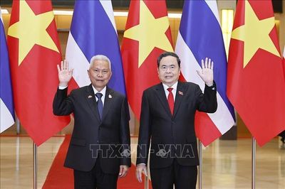 Chủ tịch Quốc hội kiêm Chủ tịch Hạ viện Vương quốc Thái Lan kết thúc chuyến thăm chính thức Việt Nam