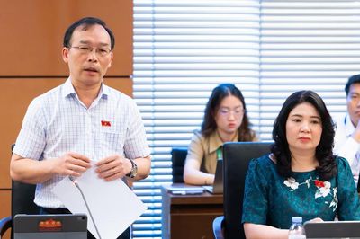 Đoàn đại biểu Quốc hội tỉnh Bắc Ninh góp ý Luật Phát triển đô thị và nhiều dự án luật