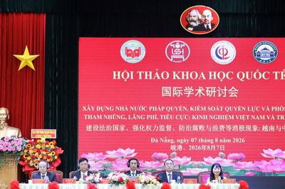 Hơn 100 đại biểu dự hội thảo quốc tế về xây dựng Nhà nước pháp quyền và phòng, chống tham nhũng
