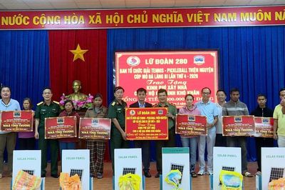 Hỗ trợ hơn 300 triệu đồng xây dựng 7 căn nhà tình thương tại xã Kon Gang
