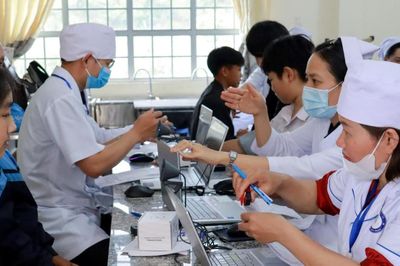 Tăng tốc khám sức khỏe miễn phí toàn dân