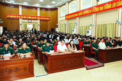 Công bố Quyết định giải thể Ban Chỉ huy Phòng thủ khu vực