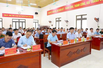 Ban Tổ chức Tỉnh ủy trao đổi nghiệp vụ công tác xây dựng Đảng tại xã Đông Thọ