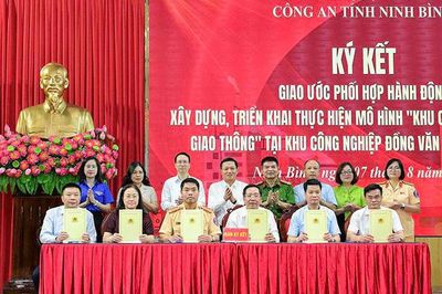 Ninh Bình: 100% xã, phường đồng loạt mở lớp hướng dẫn lái xe an toàn