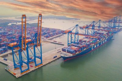 Hoàn thiện thể chế, tạo đột phá phát triển quốc gia biển mạnh