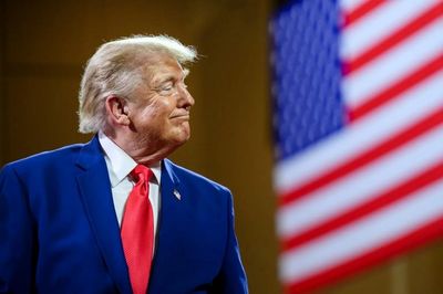 Ông Trump ký sắc lệnh cấm 'du lịch sinh con' lấy quốc tịch Mỹ